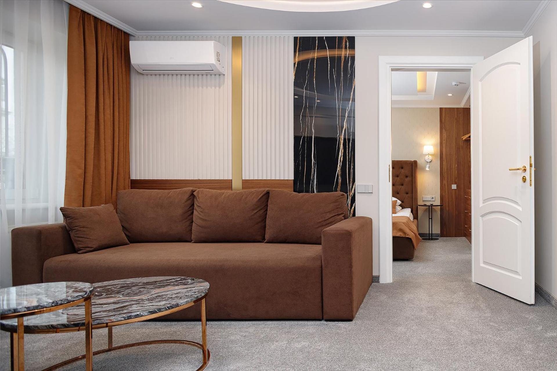 Eurohotel Lviv Eksteriør billede