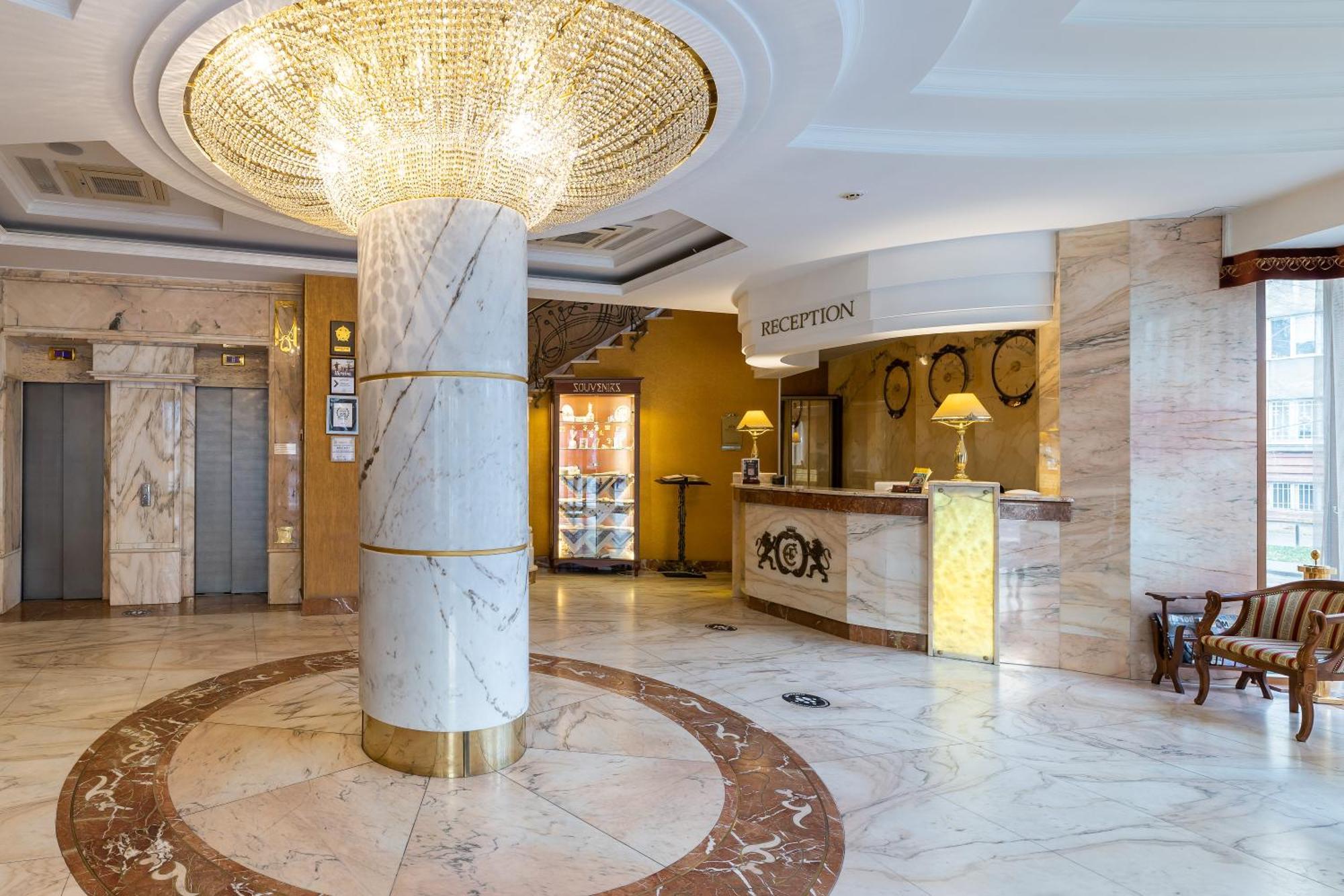 Eurohotel Lviv Eksteriør billede