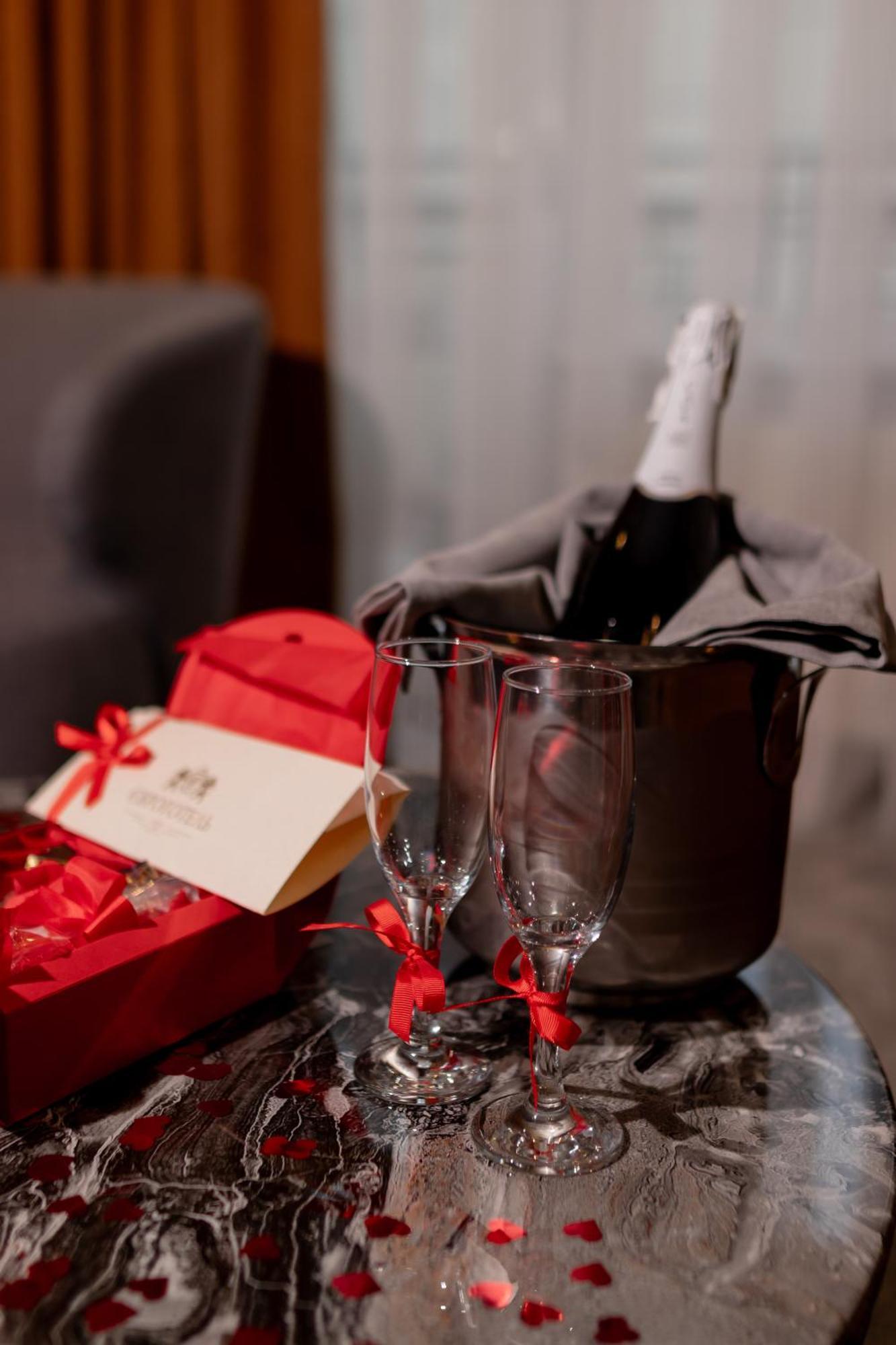 Eurohotel Lviv Eksteriør billede